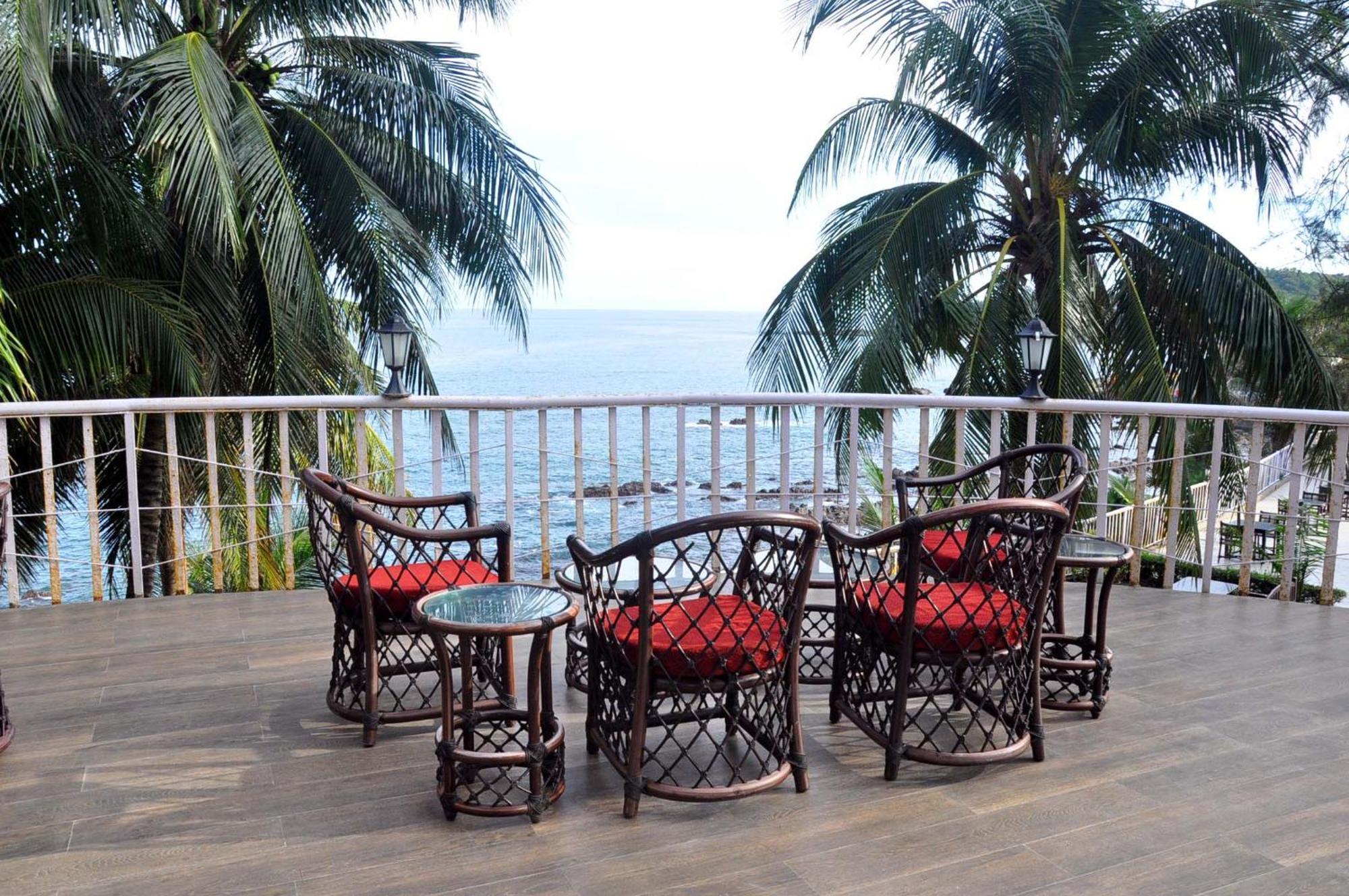 Sinclairs Bayview Hotel Port Blair Exterior photo