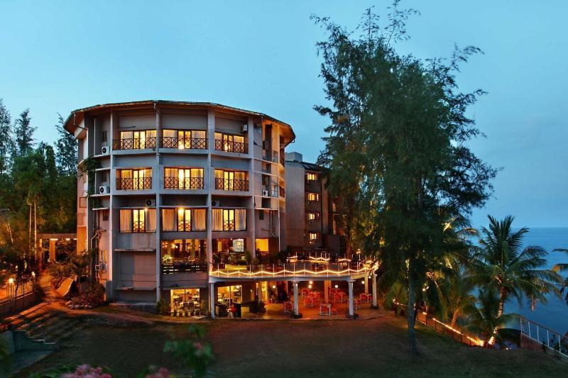 Sinclairs Bayview Hotel Port Blair Exterior photo