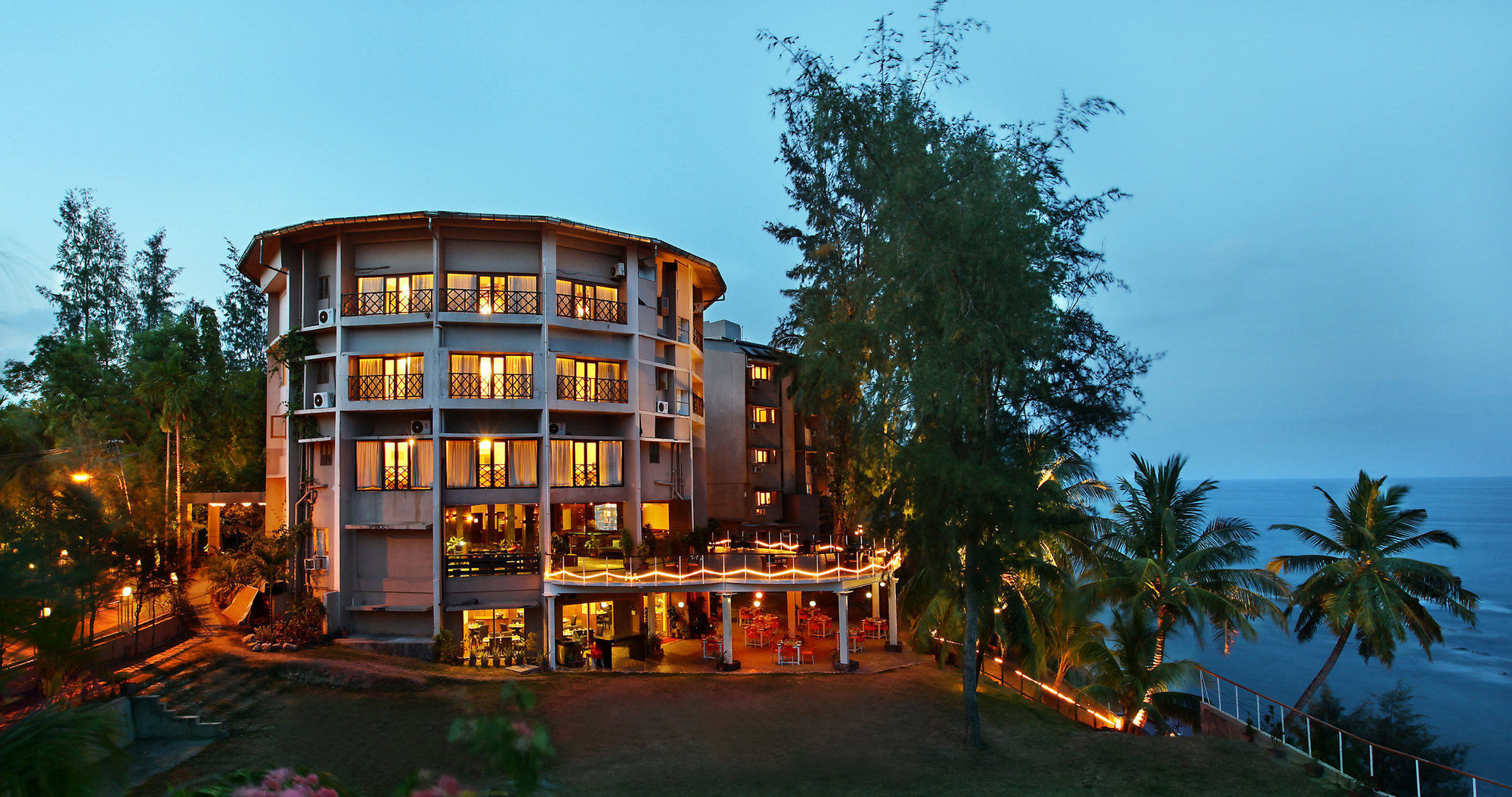 Sinclairs Bayview Hotel Port Blair Exterior photo